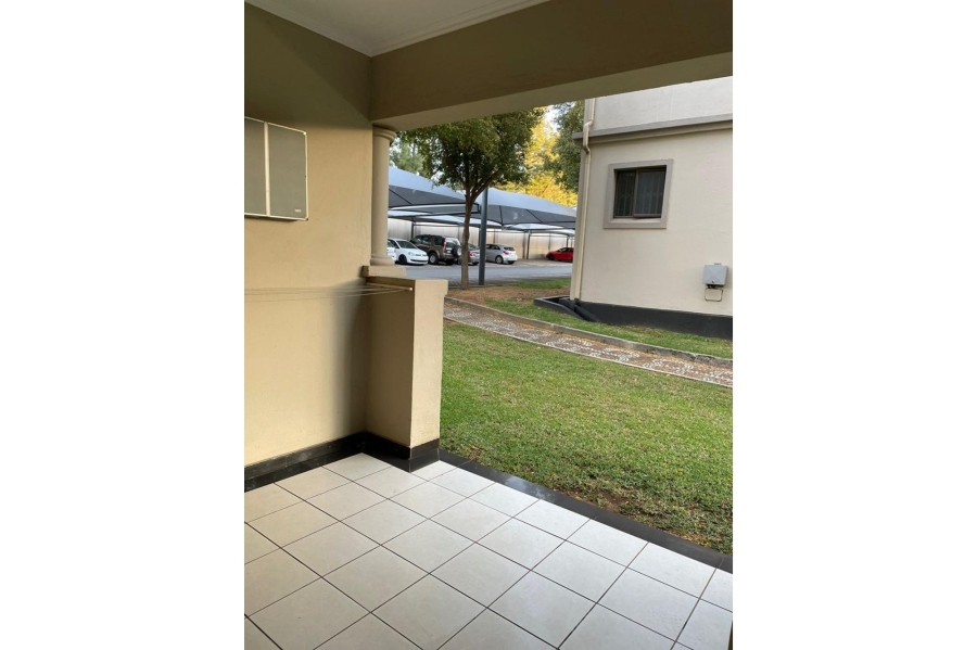 To Let 2 Bedroom Property for Rent in Noordwyk Gauteng
