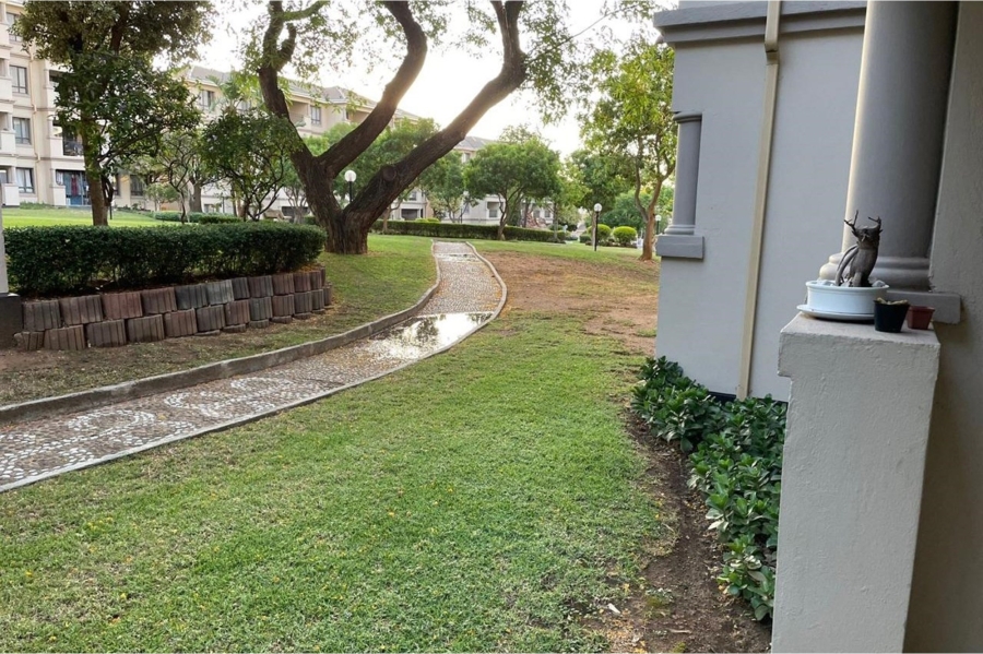 To Let 2 Bedroom Property for Rent in Noordwyk Gauteng