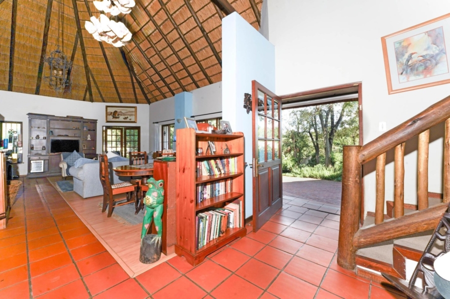 5 Bedroom Property for Sale in Bryanston Gauteng