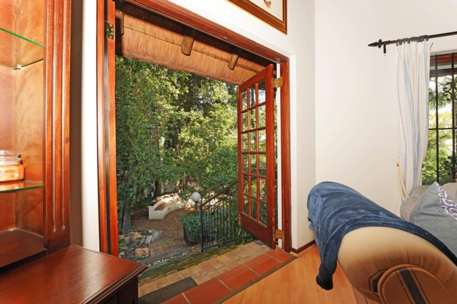 5 Bedroom Property for Sale in Bryanston Gauteng