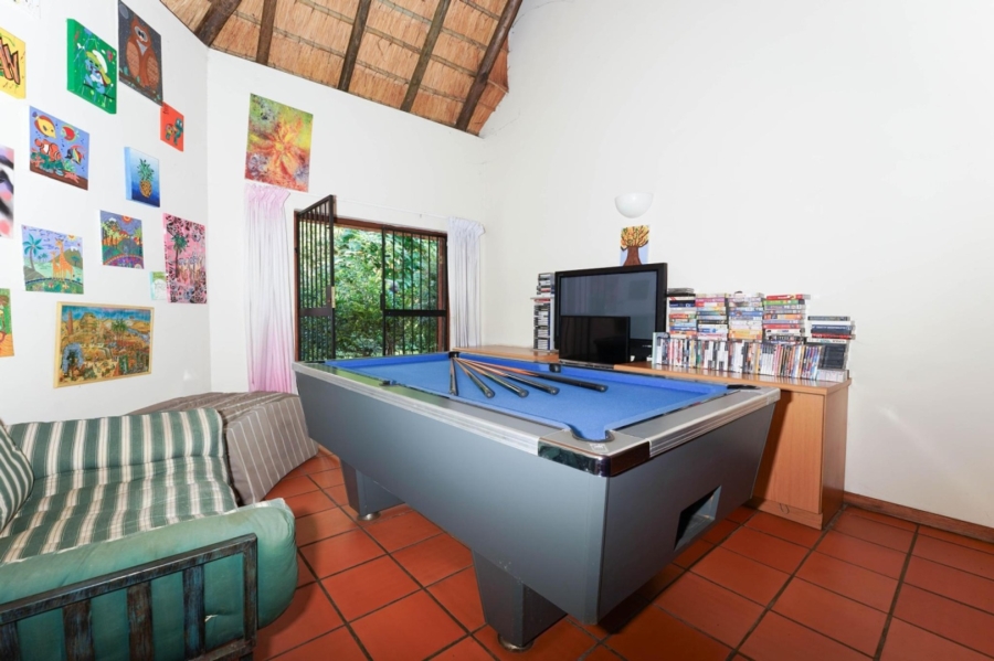 5 Bedroom Property for Sale in Bryanston Gauteng