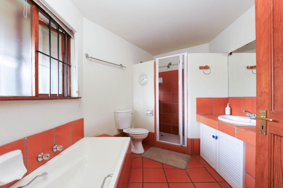 5 Bedroom Property for Sale in Bryanston Gauteng