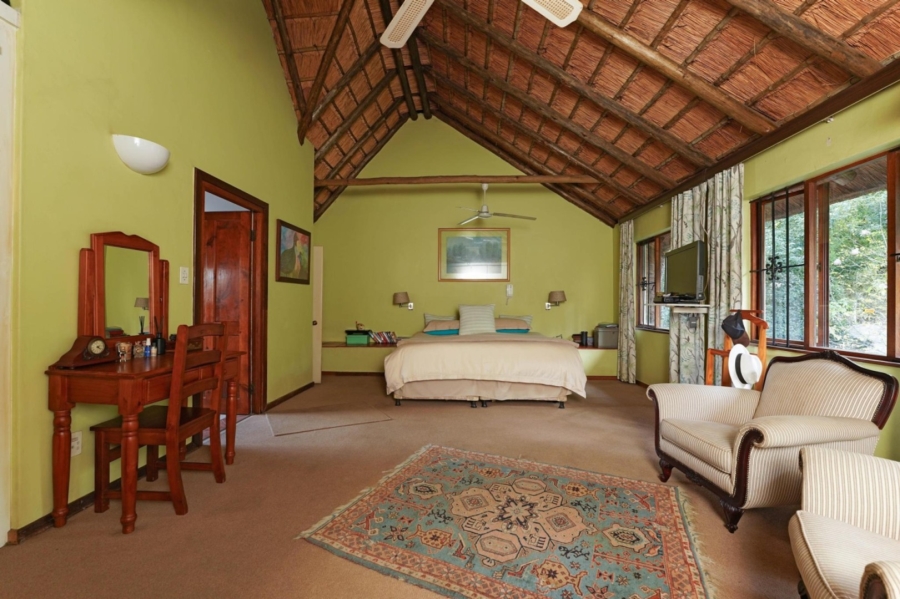 5 Bedroom Property for Sale in Bryanston Gauteng