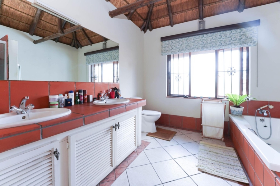 5 Bedroom Property for Sale in Bryanston Gauteng