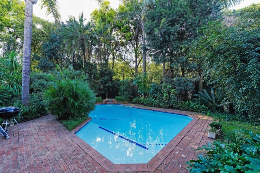 5 Bedroom Property for Sale in Bryanston Gauteng