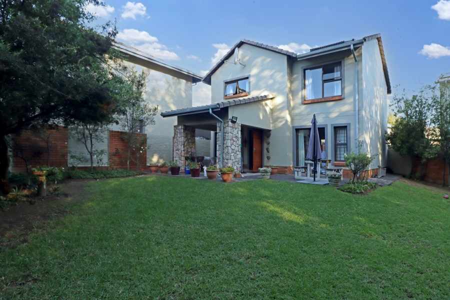 3 Bedroom Property for Sale in Kyalami Hills Gauteng
