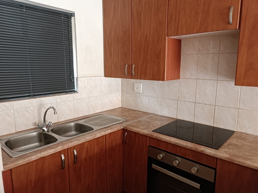 To Let 2 Bedroom Property for Rent in Birchleigh Gauteng