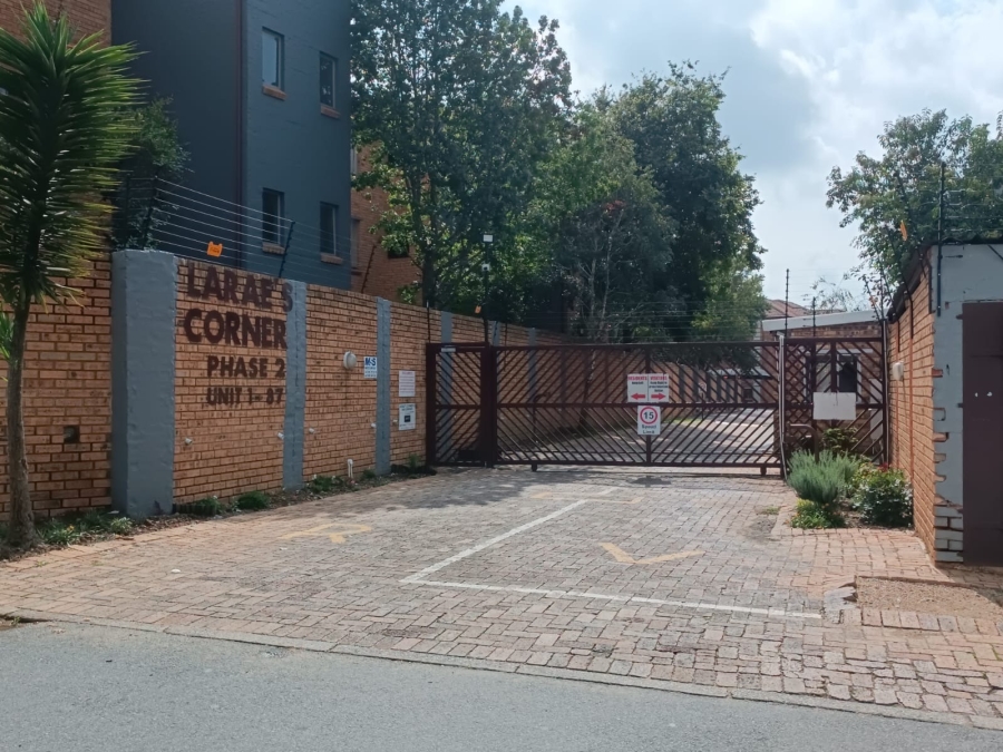 To Let 2 Bedroom Property for Rent in Birchleigh Gauteng