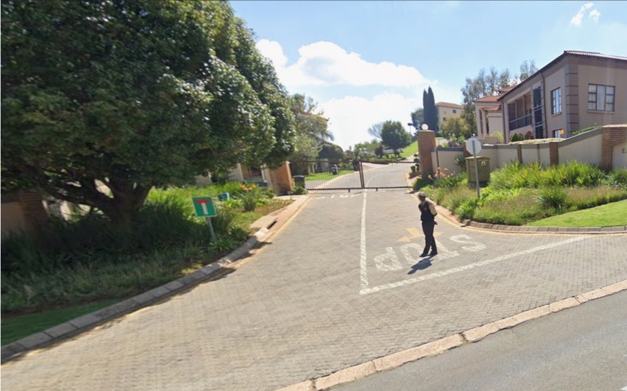 1 Bedroom Property for Sale in Waterkloof Ridge Gauteng