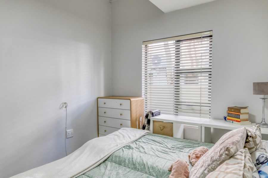 To Let 2 Bedroom Property for Rent in Broadacres Gauteng