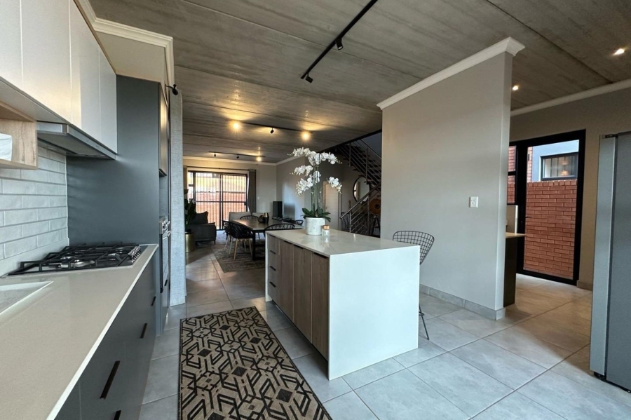 To Let 3 Bedroom Property for Rent in Olympus AH Gauteng