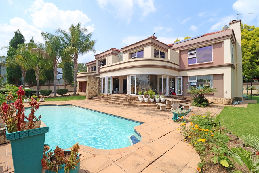 5 Bedroom Property for Sale in Kyalami Estates Gauteng