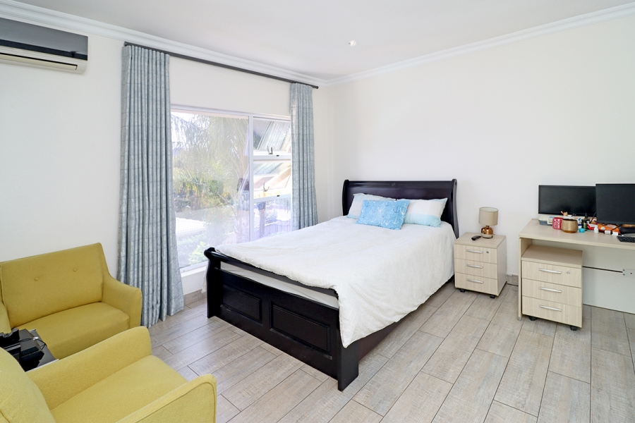 5 Bedroom Property for Sale in Kyalami Estates Gauteng