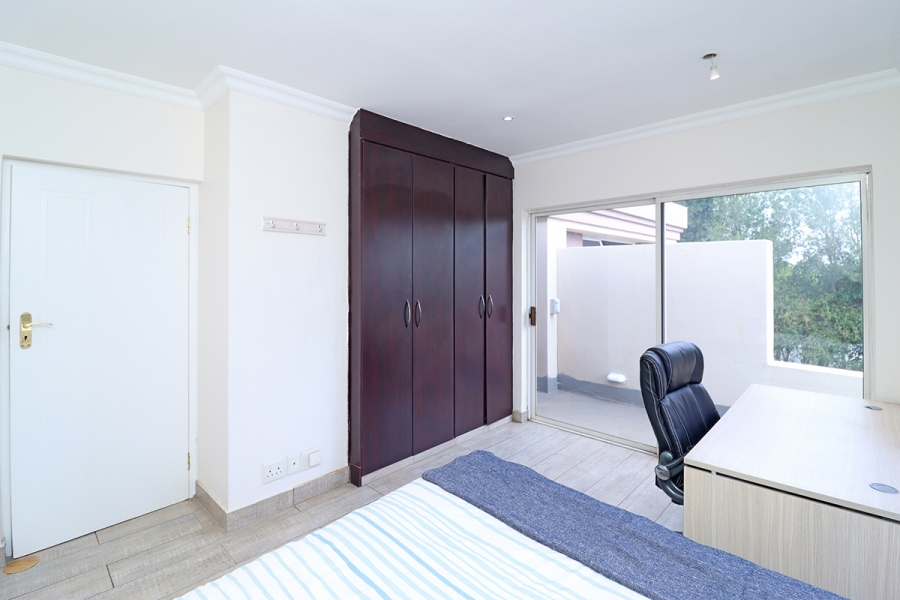 5 Bedroom Property for Sale in Kyalami Estates Gauteng