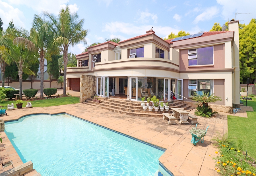 5 Bedroom Property for Sale in Kyalami Estates Gauteng