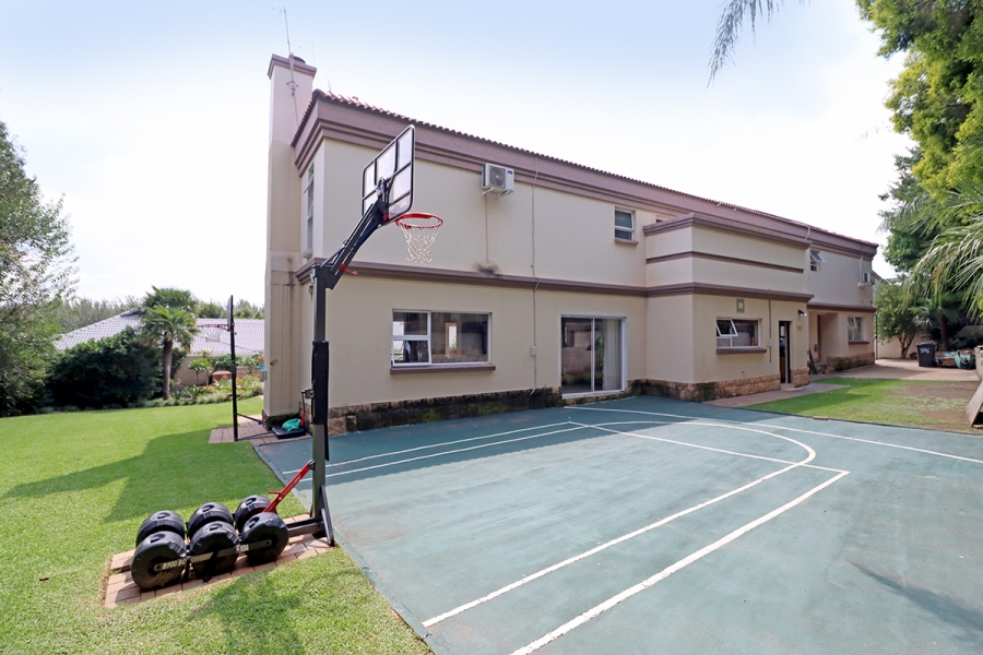 5 Bedroom Property for Sale in Kyalami Estates Gauteng