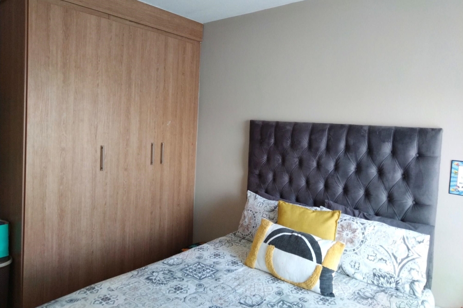 To Let 2 Bedroom Property for Rent in Monavoni Gauteng