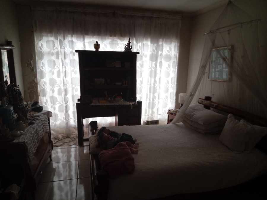 5 Bedroom Property for Sale in Birch Acres Gauteng