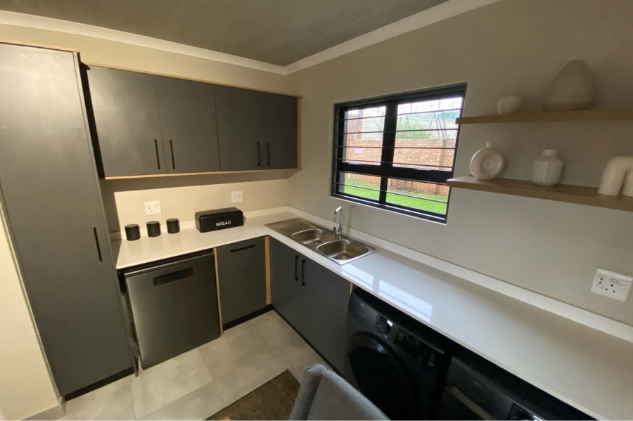 To Let 2 Bedroom Property for Rent in Boardwalk Gauteng