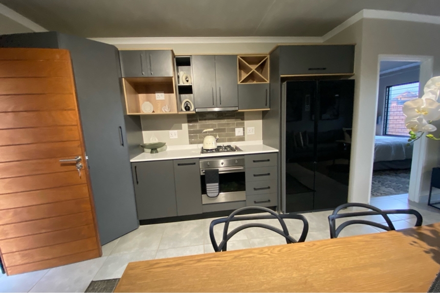 To Let 2 Bedroom Property for Rent in Boardwalk Gauteng