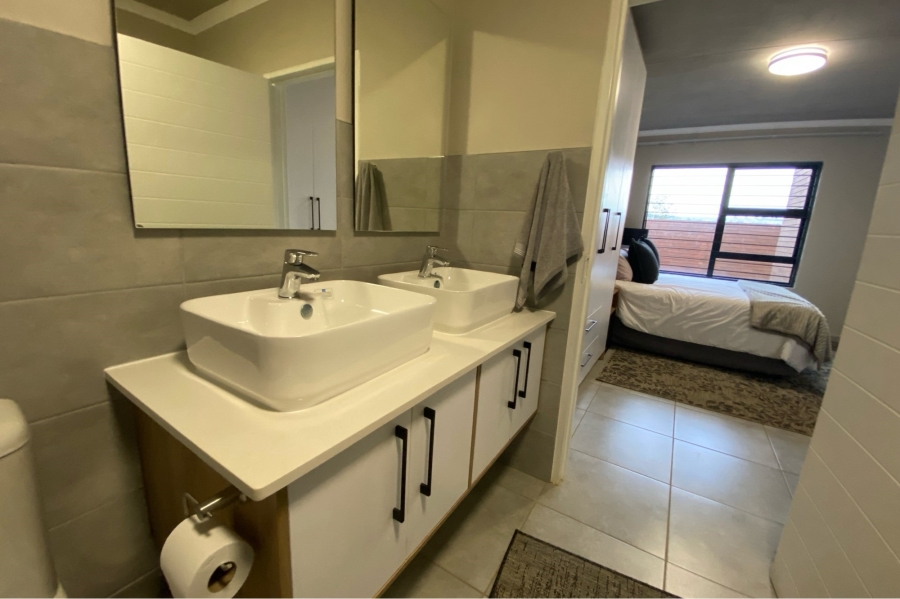 To Let 2 Bedroom Property for Rent in Boardwalk Gauteng