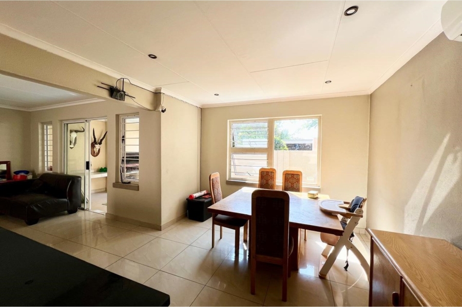 To Let 3 Bedroom Property for Rent in North Riding Gauteng