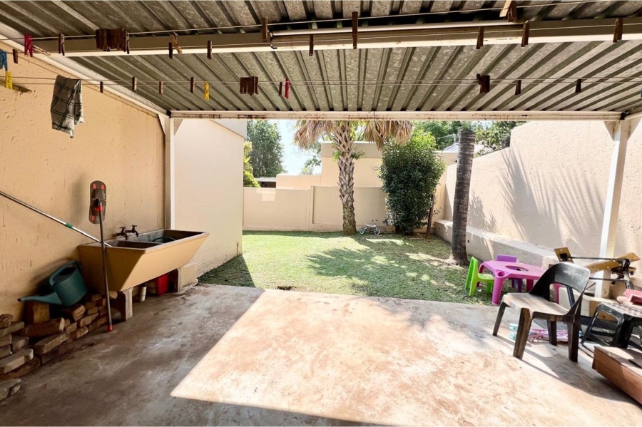 To Let 3 Bedroom Property for Rent in North Riding Gauteng