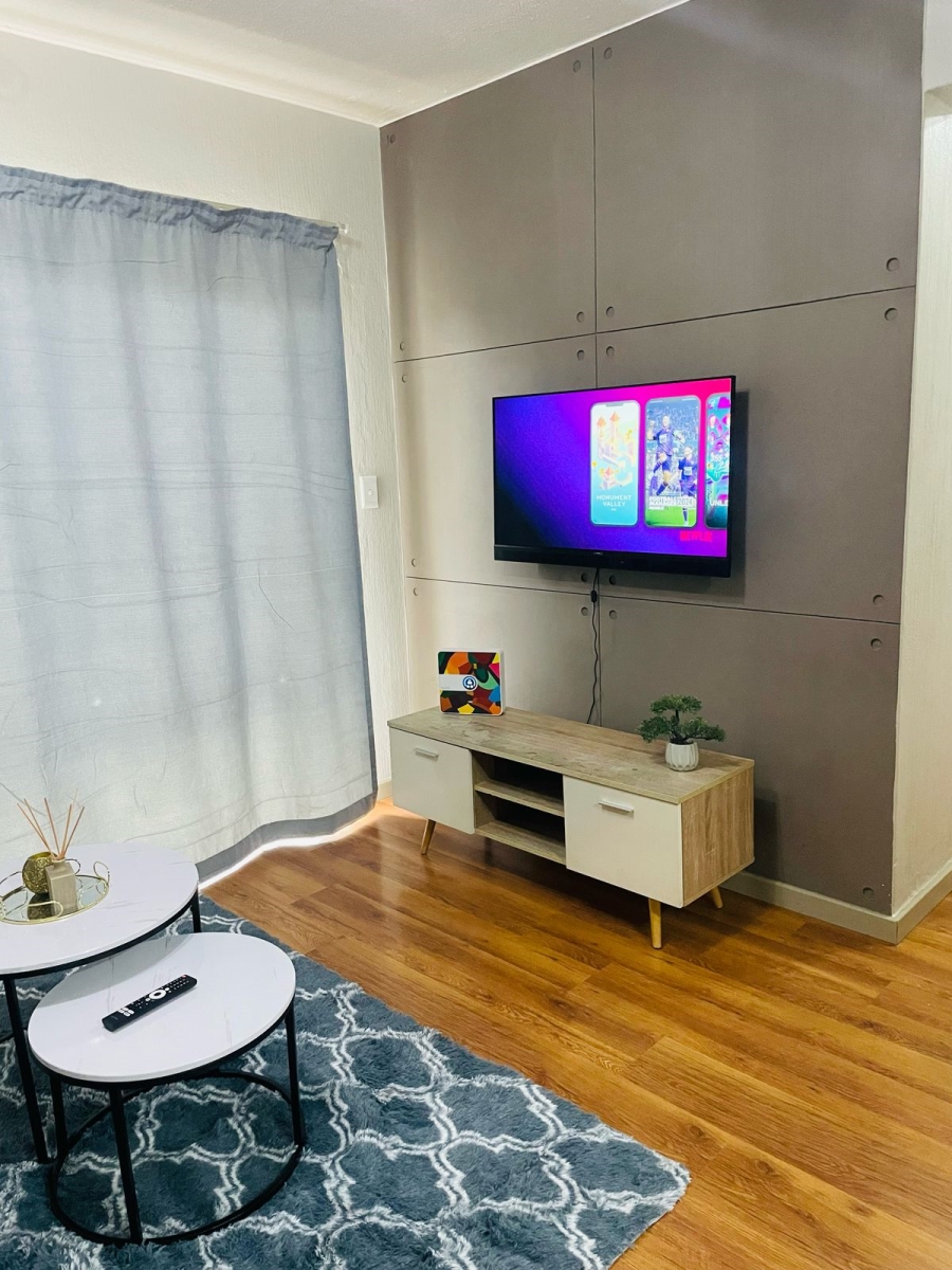 To Let 2 Bedroom Property for Rent in Fourways Gauteng