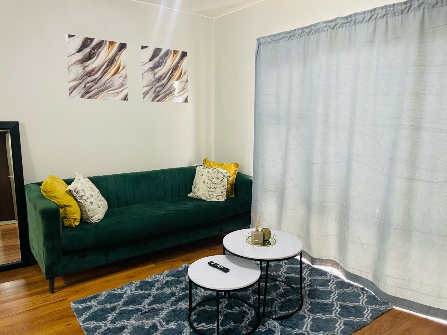 To Let 2 Bedroom Property for Rent in Fourways Gauteng