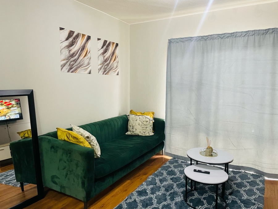 To Let 2 Bedroom Property for Rent in Fourways Gauteng