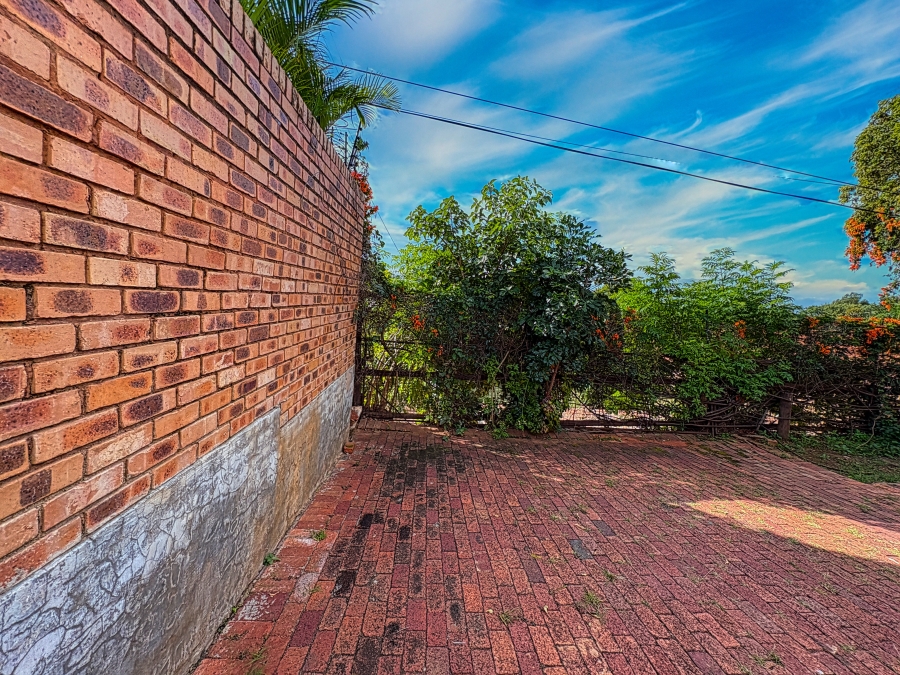 4 Bedroom Property for Sale in Amandasig Gauteng