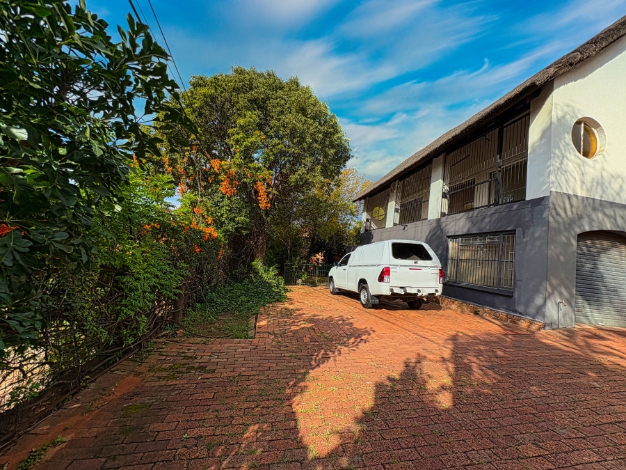 4 Bedroom Property for Sale in Amandasig Gauteng
