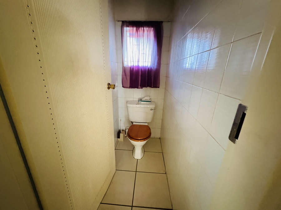 4 Bedroom Property for Sale in Amandasig Gauteng