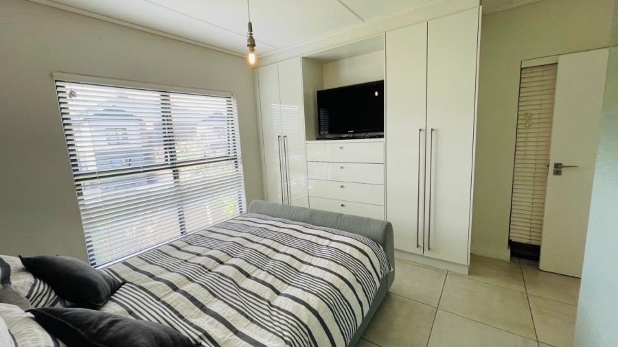 3 Bedroom Property for Sale in Waterfall Gauteng