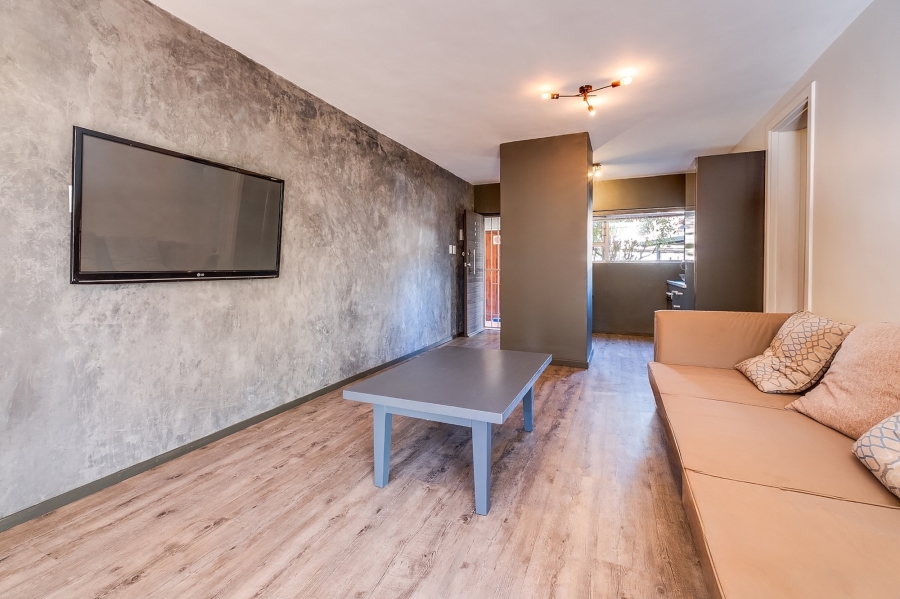 1 Bedroom Property for Sale in Bedfordview Gauteng