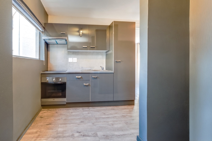 1 Bedroom Property for Sale in Bedfordview Gauteng