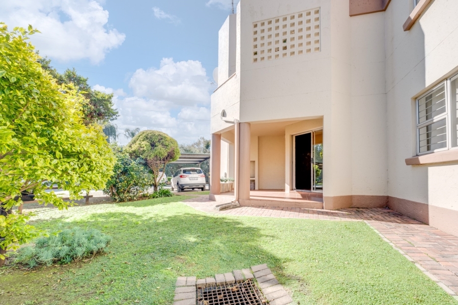 1 Bedroom Property for Sale in Bedfordview Gauteng