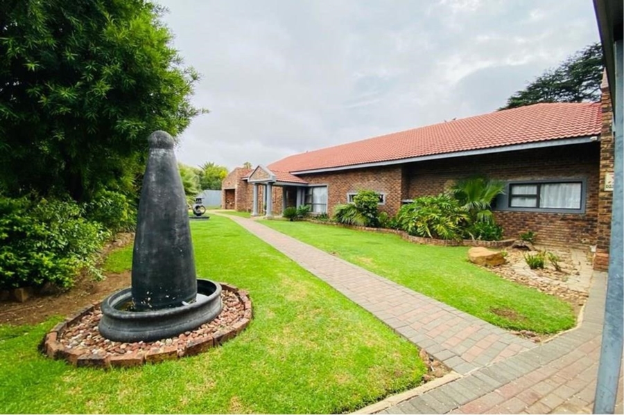 4 Bedroom Property for Sale in Vanderbijlpark SW Gauteng