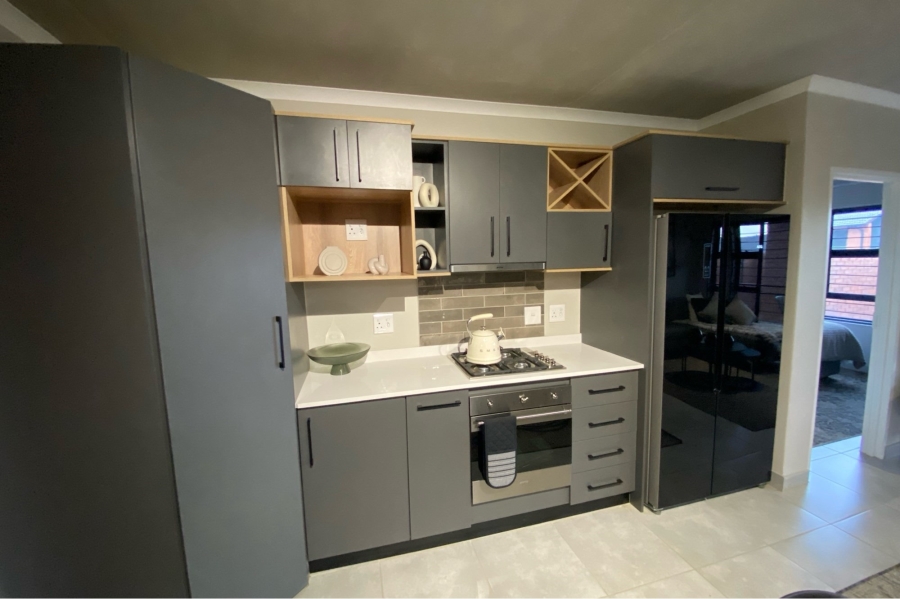 To Let 2 Bedroom Property for Rent in Boardwalk Gauteng