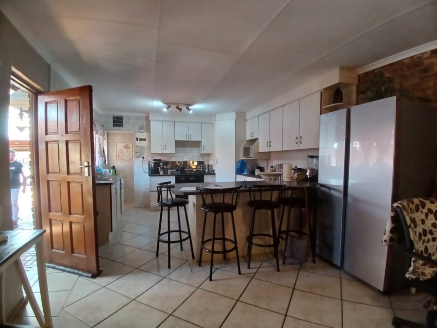 3 Bedroom Property for Sale in Homelake Gauteng