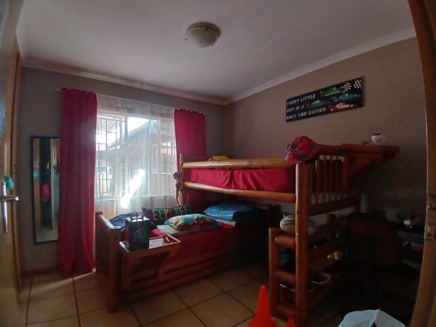 3 Bedroom Property for Sale in Homelake Gauteng