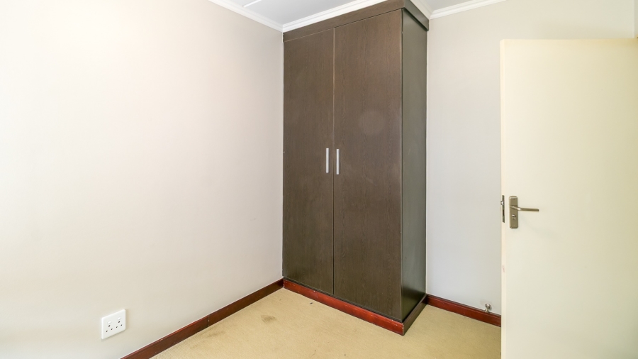 To Let 2 Bedroom Property for Rent in Noordwyk Gauteng