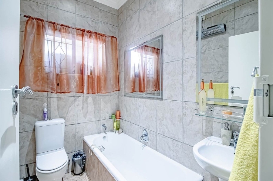 4 Bedroom Property for Sale in Morganridge Gauteng