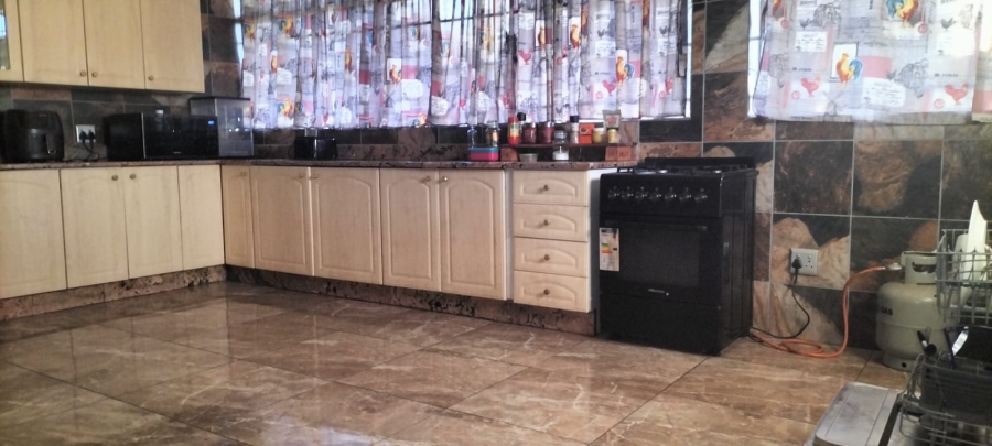 3 Bedroom Property for Sale in Greenhills Gauteng