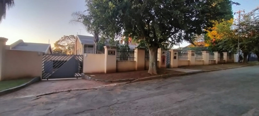 3 Bedroom Property for Sale in Greenhills Gauteng