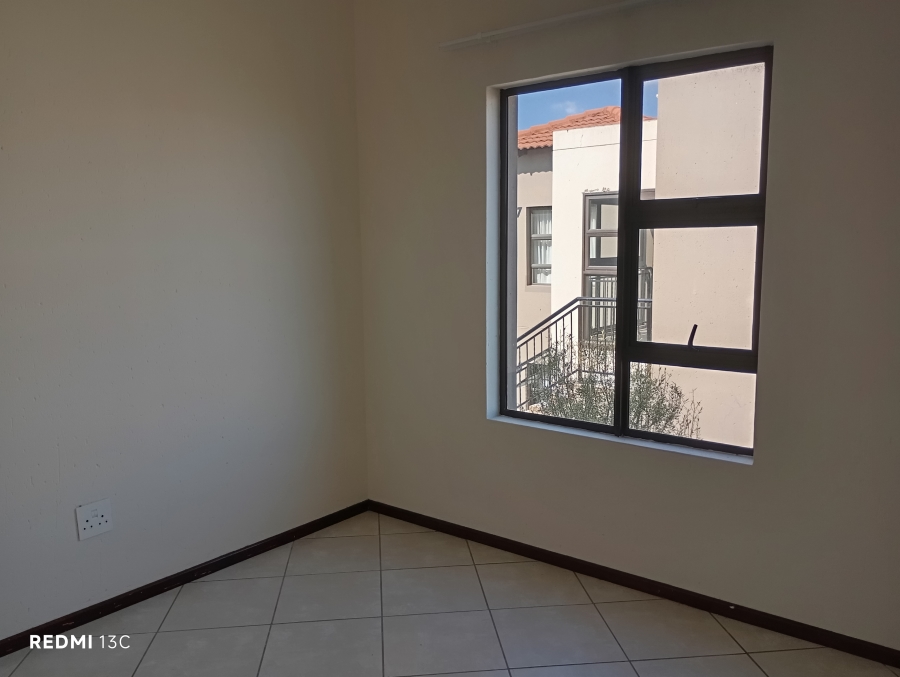 2 Bedroom Property for Sale in Goedeburg Gauteng