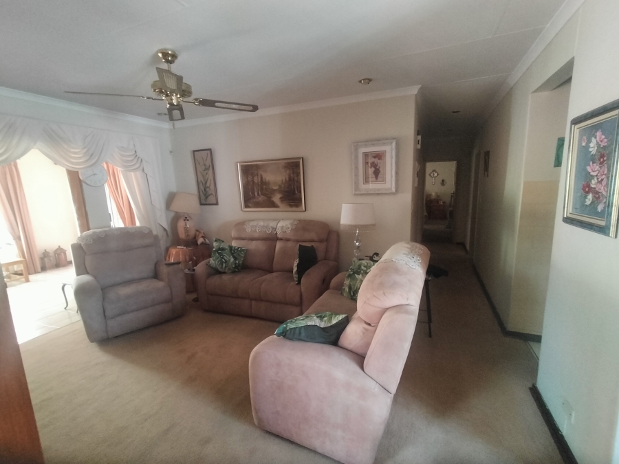 3 Bedroom Property for Sale in Ninapark Gauteng