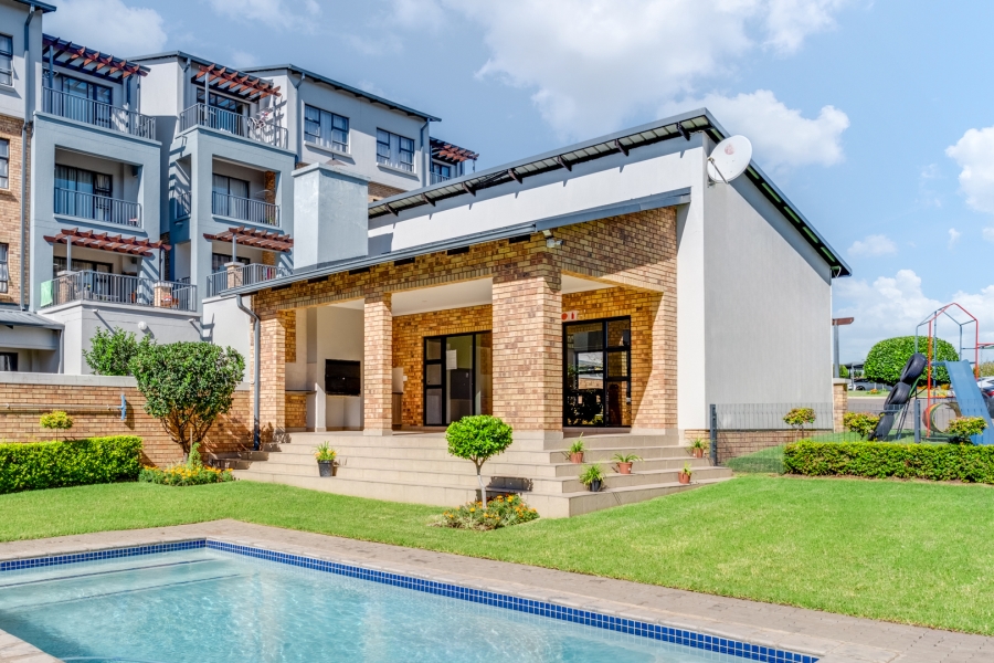 2 Bedroom Property for Sale in Barbeque Downs Gauteng