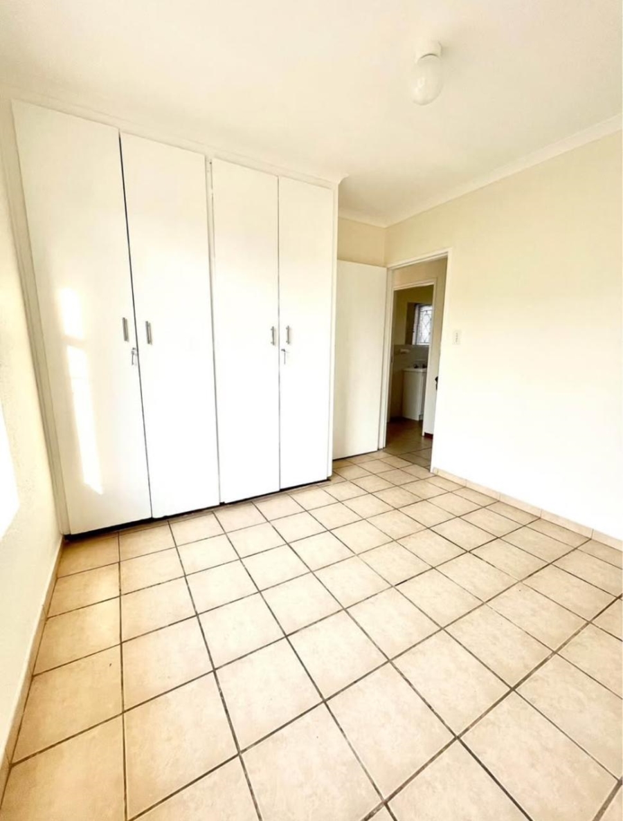 To Let 2 Bedroom Property for Rent in Breaunanda Gauteng