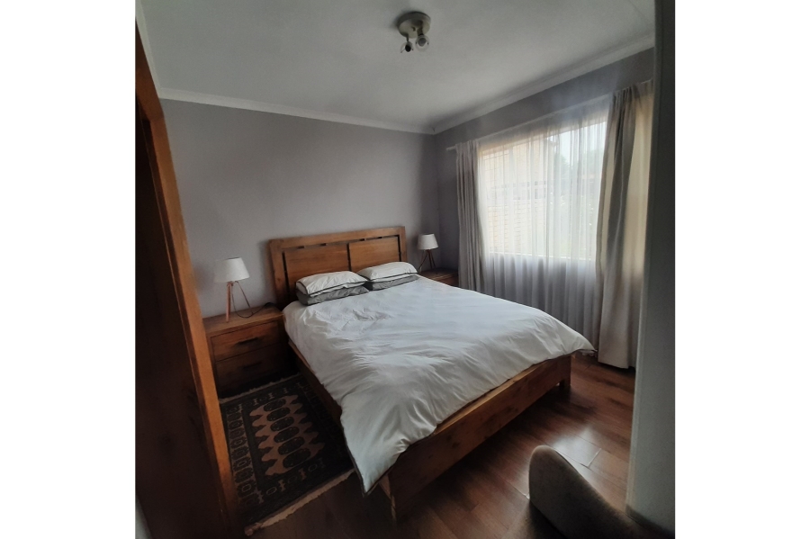 To Let 2 Bedroom Property for Rent in Heuwelsig Estate Gauteng